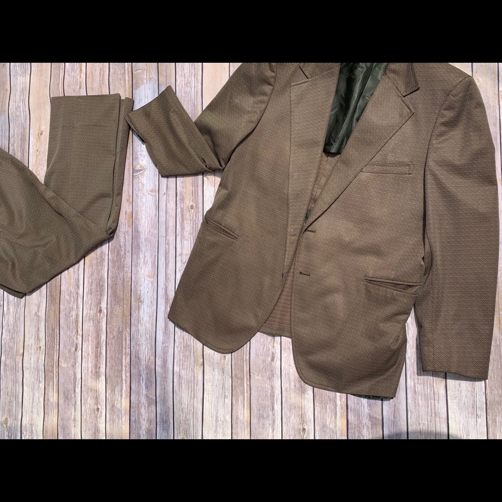 Men’s suit